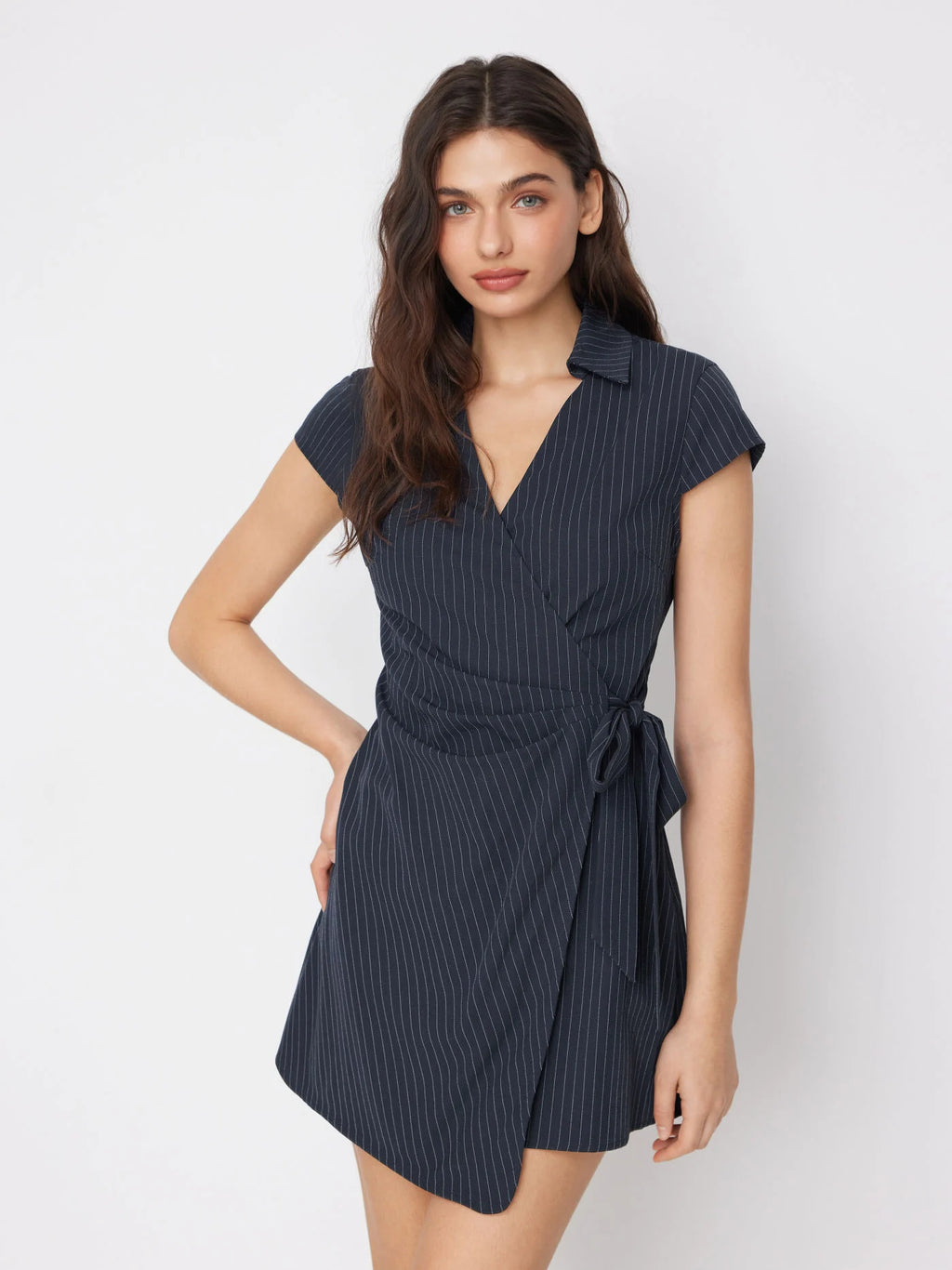 Vestido Inès — Mini Cruzado