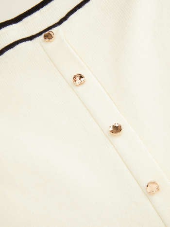 Top Coco — Peplum & Botones Dorados