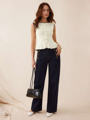 Top Coco — Peplum & Botones Dorados